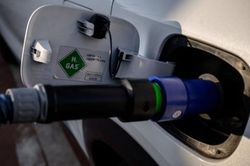 Nhiên liệu gốc hydro không giải quyết được khủng hoảng khí hậu?