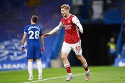 Tội đồ Jorginho khiến Chelsea phơi áo trước Arsenal
