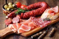 Tác hại của việc ăn nhiều thịt chế biến sẵn