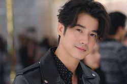 Nam thần xứ chùa Vàng Mario Maurer khẳng định tình cảm gắn kết với bạn gái Junji dù ít gặp nhau