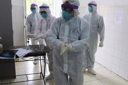 Hà Nội thêm 2 trường hợp dương tính mới sáng 13/5