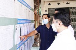 Ủy ban Bầu cử tỉnh An Giang kiểm tra công tác bầu cử tại huyện Phú Tân