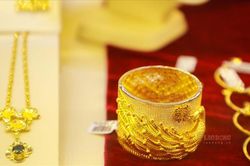 Giá vàng hôm nay 13/5: Quay đầu giảm mạnh