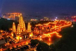 Những điểm đến tâm linh kỳ vĩ bậc nhất Quảng Ninh