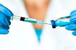 Sắp có một loại vắc-xin chống lại cả COVID-19 và cúm?