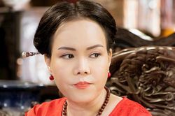 Việt Hương diễn mắt ác 'sắc lẹm' trong phim 'Dương thế bao la sầu'