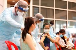 Dịch Covid-19: Số ca nhiễm mới tại Campuchia và Ấn Độ đang giảm