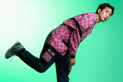Tuấn Trần xuất hiện siêu điển trai, diện toàn màu 'kẹo ngọt' mà vẫn nam tính vô cùng