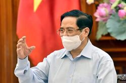 Thủ tướng làm việc với Bộ Y tế: 'Toàn dân đang trông chờ vào lực lượng nòng cốt chống dịch'