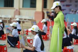 Gia Lai: 30 học sinh thi vẽ tranh với chủ đề 'Đường đến trường an toàn của em'