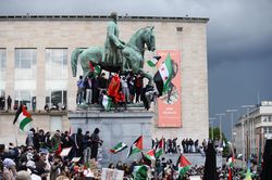 Biểu tình ủng hộ Palestine nổ ra từ Tehran đến New York