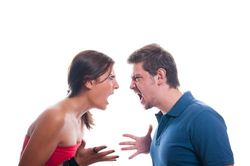 Quyết tâm kiếm tiền… 'dằn mặt' vợ