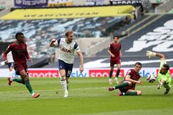 Harry Kane 'nổ súng', Tottenham hạ Wolves leo lên thứ 6