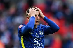 Thua chung kết FA Cup, Chelsea đối diện mùa giải thảm họa