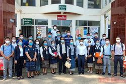 Đoàn chuyên gia y tế Việt Nam hỗ trợ Lào dập dịch Covid-19
