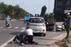 Khen thưởng tài xế taxi dũng cảm bắt giữ đối tượng trốn truy nã đặc biệt