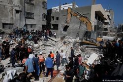 Chảo lửa Trung Đông: Chiến trường Dải Gaza rung chuyển dưới bão không kích, Israel-Palestine khẩu chiến kịch liệt ở HĐBA