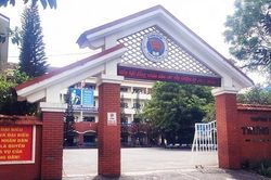 Kỷ luật cô giáo đánh học sinh lớp 2 bầm tím mông