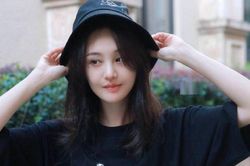 Hoàn cảnh Trịnh Sảng đáng thương đến mức phải điều trị tâm thần để được lại gần con?