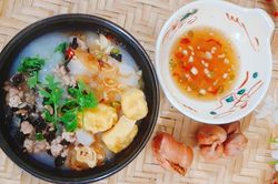 Bánh đúc - từ món nhà nghèo đến thức quà tuổi thơ thơm nức lòng của người Hà Nội