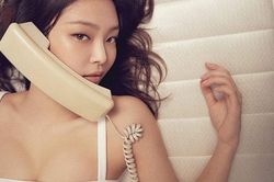 Jennie Blackpink khoe thân hình hoàn hảo trong quảng cáo mới
