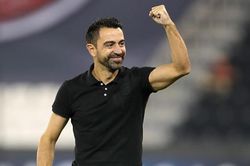 Xavi đã có mặt ở Barcelona, sẵn sàng thay Koeman?