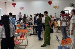 Hơn 100 người tập trung giữa mùa dịch để chào bán sản phẩm