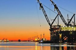 Hà Lan mời Shell, Exxon tham gia dự án lưu giữ carbon dưới biển trị giá 2,6 tỷ USD