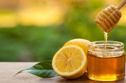 Những 'đại kỵ' khi ăn mật ong không phải ai cũng biết