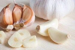 Những 'đại kỵ' khi ăn tỏi không phải ai cũng biết