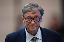 Microsoft đã điều tra mối quan hệ ngoài luồng của Bill Gates trước khi ông rời hội đồng quản trị