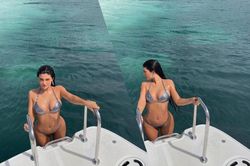 Kylie Jenner ngoi lên từ mặt nước, diện bikini óng ánh tuyệt đẹp khoe vòng 1 'nức nở'