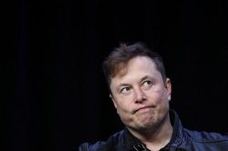 Tài sản 'bốc hơi' 3,6 tỷ USD chỉ sau 1 đêm, Elon Musk mất vị trí người giàu thứ 2 thế giới