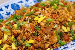 Mẹo rang cơm bằng nồi chiên không dầu