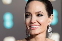 Lý do đau lòng khiến Angelina Jolie không muốn tái hôn