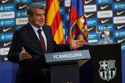 Barca vay thành công 500 triệu euro
