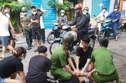 Khống chế đối tượng 'ngáo đá' liên tục dọa giết người trên phố