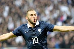 Benzema tái xuất, tuyển Pháp vui mừng