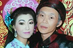 Sự thật về người nhận là vợ Hoài Linh: Không phải chính thức, là người thứ ba?