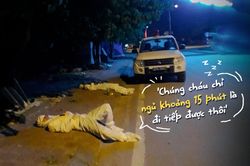 2 cán bộ y tế mặc đồ bảo hộ nằm vật bên đường: 'Chúng cháu chỉ ngủ khoảng 15 phút là đi tiếp được thôi'