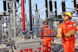 EVNNPC nỗ lực kéo giảm tổn thất điện năng