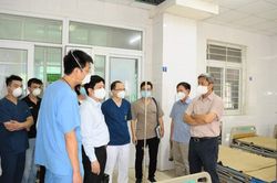Bắc Giang: Xem xét phương án tập huấn người dân tự xét nghiệm nhanh