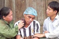 Cả gia đình bệnh tật