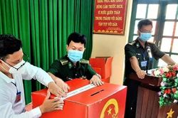 Cà Mau: Bầu cử sớm trên đảo Hòn Khoai, Hòn Chuối