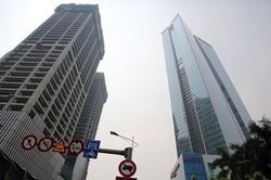 Động đất ở Trung Quốc, Hà Nội rung chấn