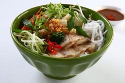 Cách làm bún thịt luộc chấm mắm nêm, chỉ 30 phút là có ngay bữa sáng ngon miệng