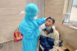 Hỗ trợ xét nghiệm SARS-CoV-2 tại khu công nghiệp