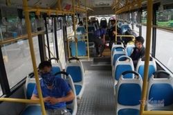 Khuyến cáo nguyên tắc 'vàng' tránh nhiễm Covid-19 khi đi tàu xe