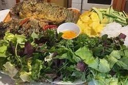 Món ngon cuối tuần: Cách làm cá chép chiên giòn cuốn bánh tráng