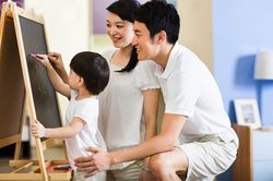 Giúp con không nhàm chán khi nghỉ dài ngày